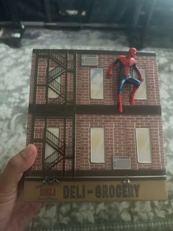 Spider-Man wall crawler bucket