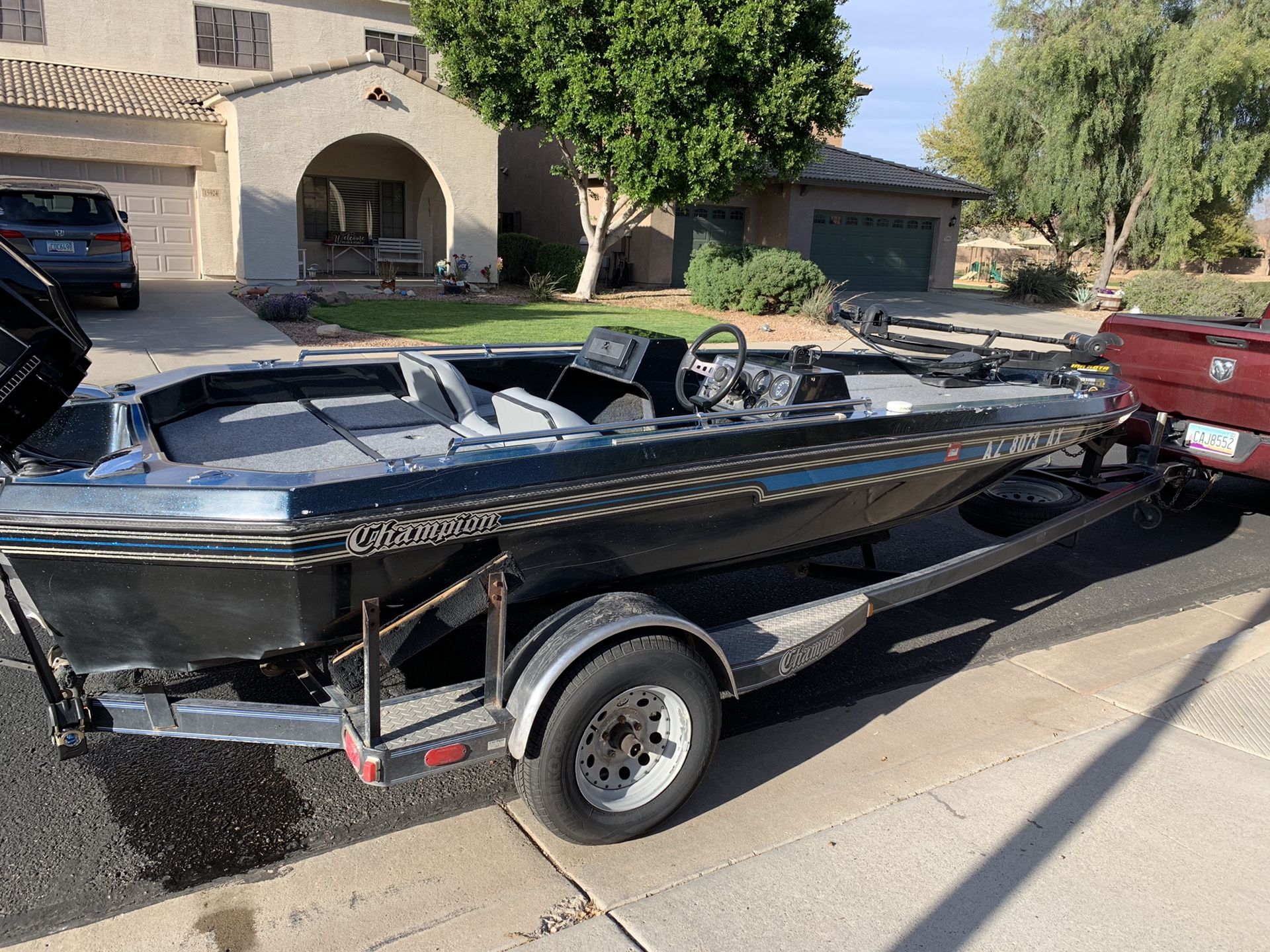 1991 ChampioN 184 DCR Bass Boat