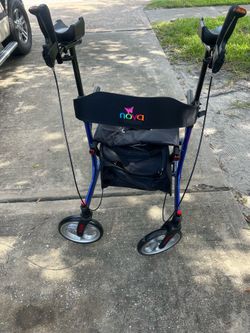 Folding Walker with Arm Rest