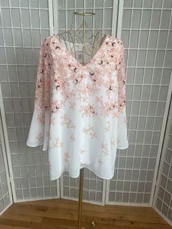 Calvin Klein Women’s XL Floral Bell Sleeve Blouse – Pink & White