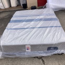 i Comfort “ Serta Queen Mattress  $199
