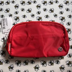 Red Lululemon Beltbag 