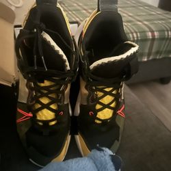 nikes 