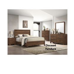 Queen Size 5 Pc Bedroom Set