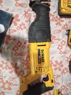 DEWALT 20V MAX Reciprocating Saw