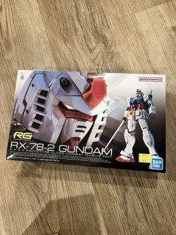 Real Grade Excitement Embodied RX-78-2 Gundam (Gundam 1) Figurine.