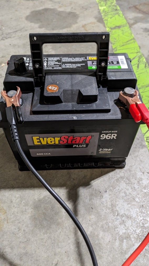 Everstart Plus Group Size 96R Car Battery