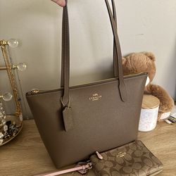 Coach fiona tote bag