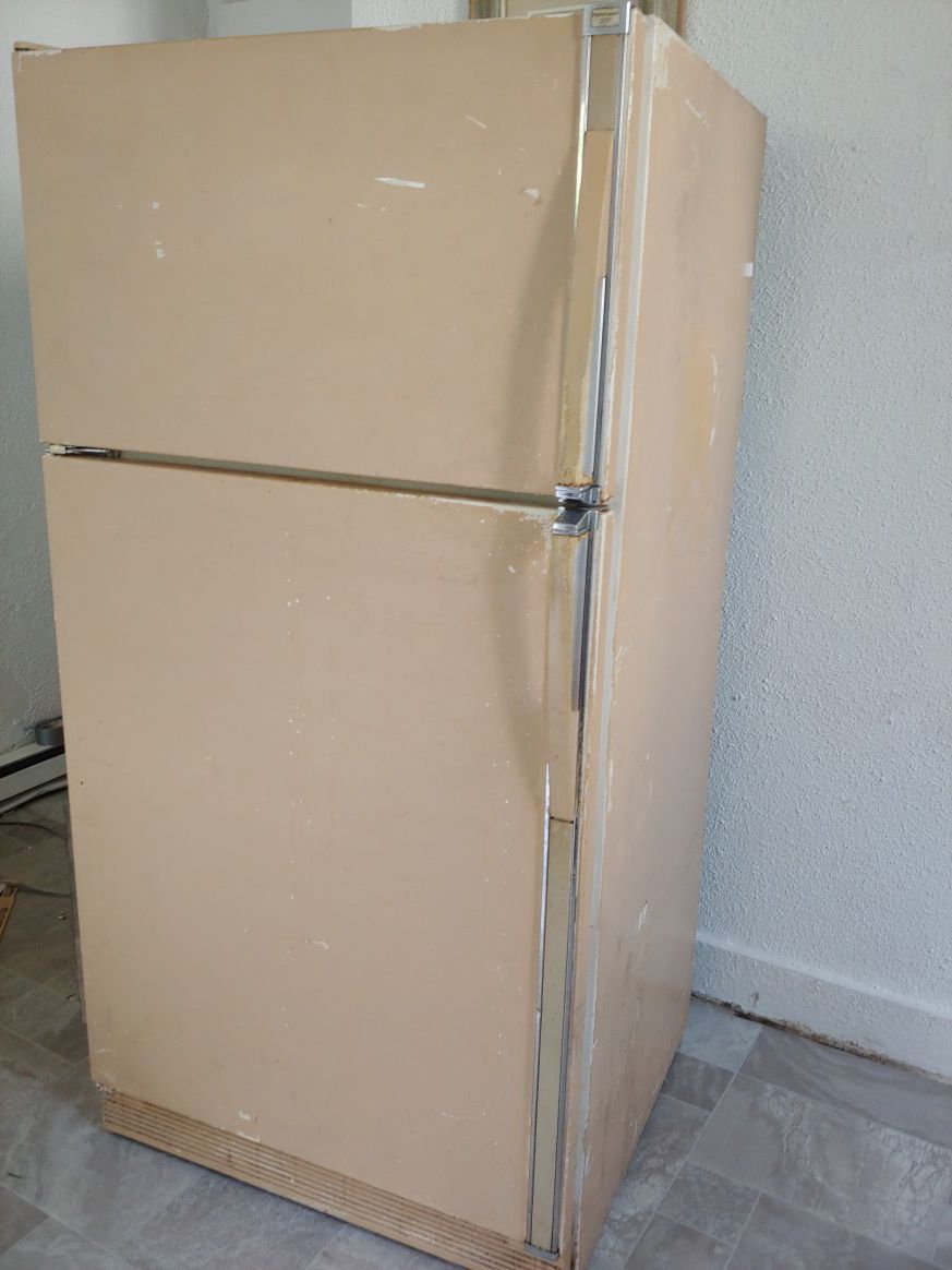 full size frigerator