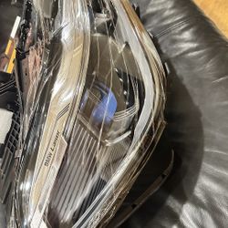 2019-2022 BMW X5 X6 G05 G06 Laser Headlight Assembly Right RH Passenger Side OEM