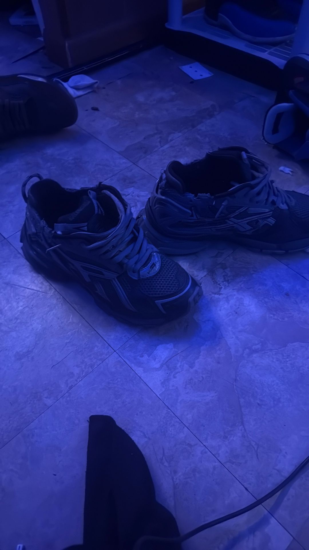 Balenciaga runners