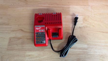 Milwaukee M12 M18 Battery Charger