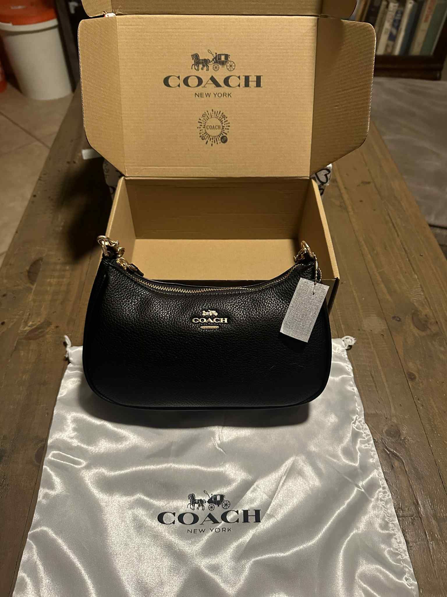 Black Coach Purse With Box And Dust bag Also Extra Longer Strap
