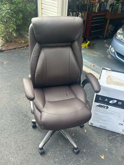 Computer chair
