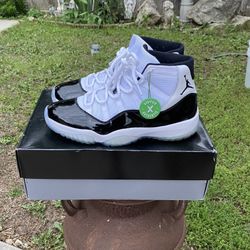 Jordan 11 Custom for Sale in Monessen, PA - OfferUp