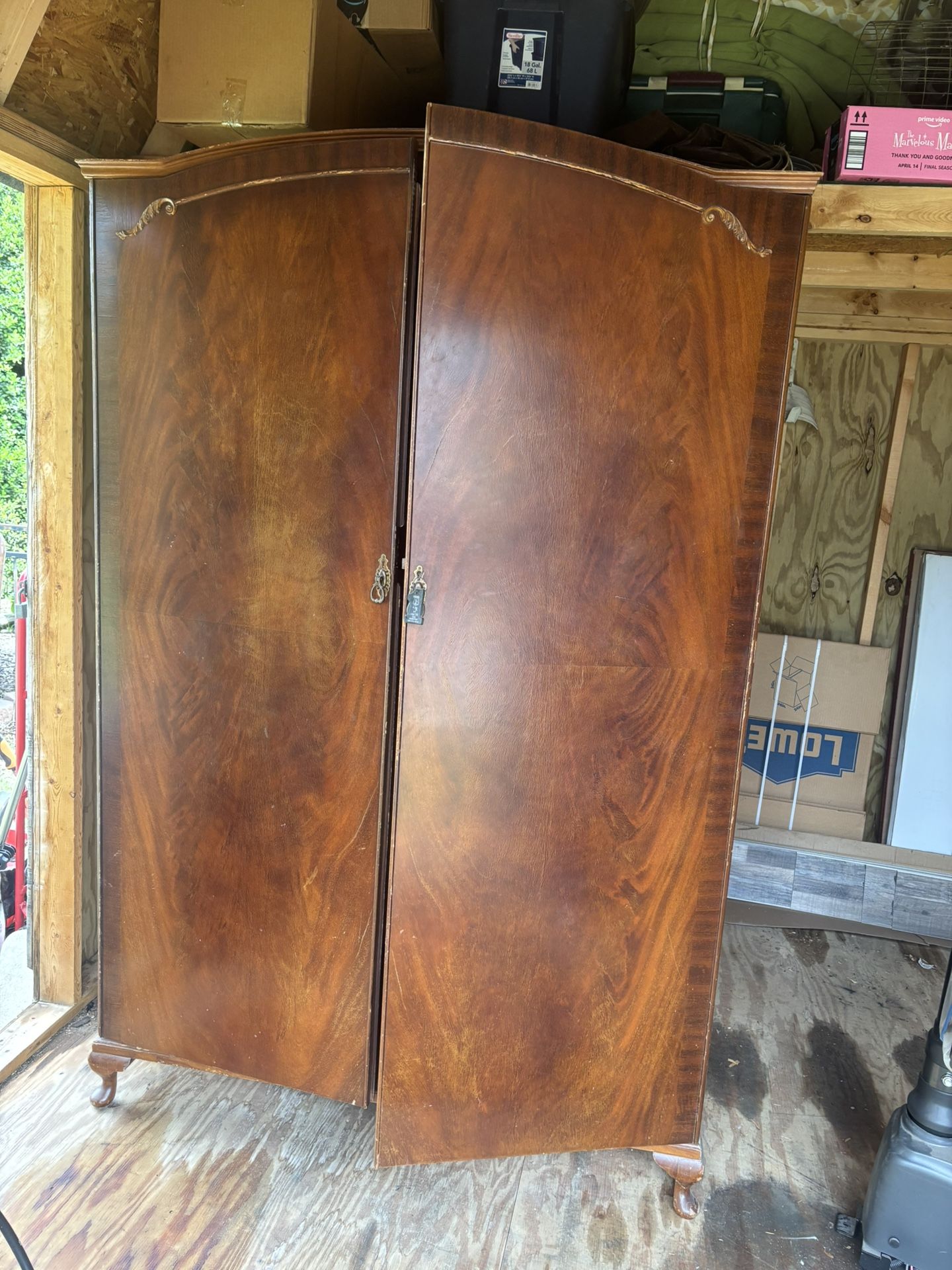 GARAGE SALE — FRIDAY & SATURDAY ONLY