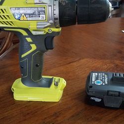12 volt cordles drill. Lithium bat. Battery included. Charger not included