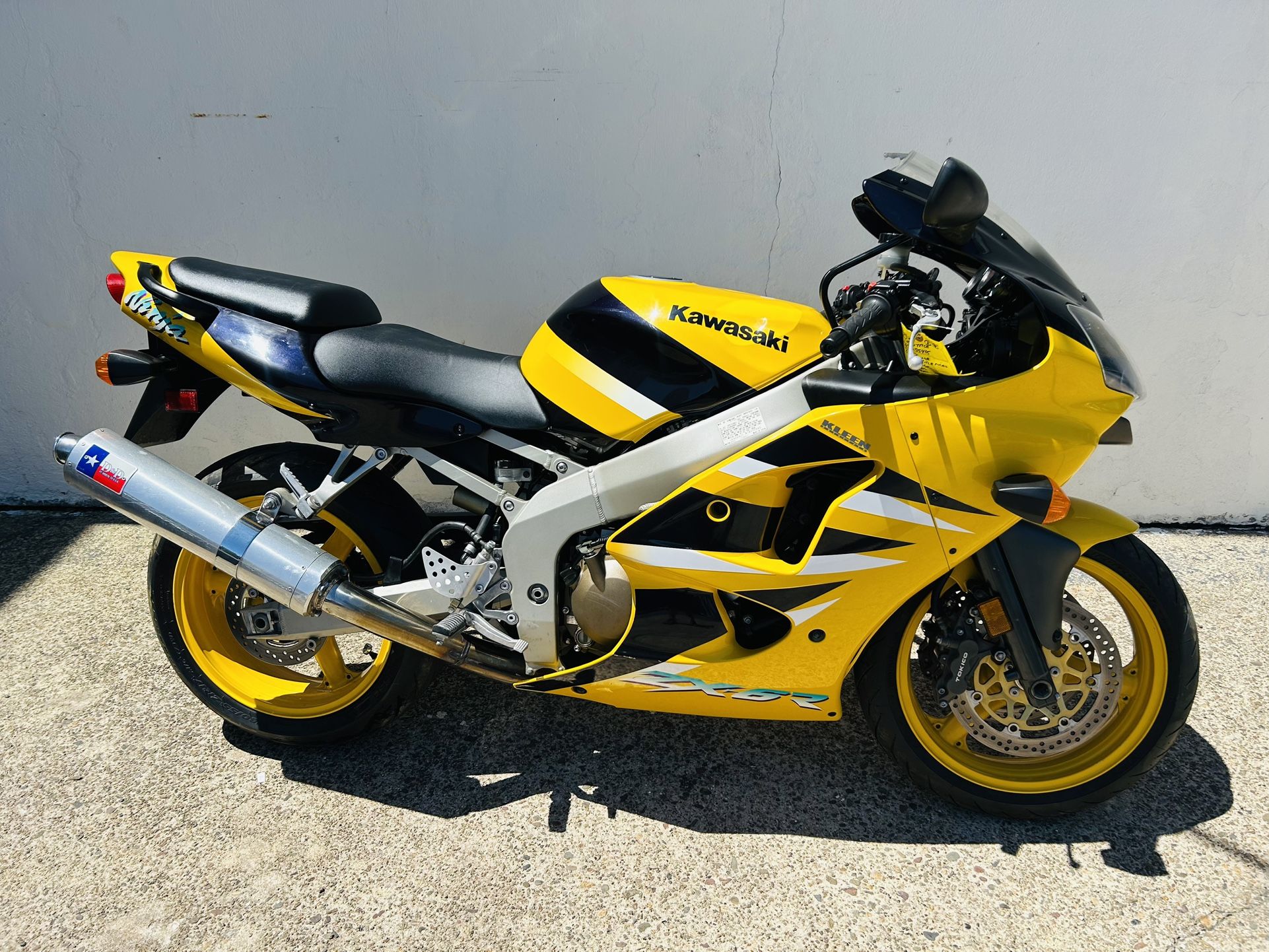 2001 ZX-6R. Layaway Available.