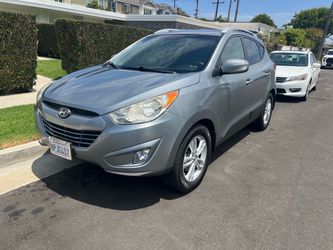 2013 Hyundai GLS AWD Low 95k Miles