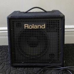 Roland KC-60 amplifier