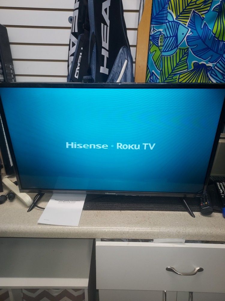 HiSense 32" Roku TV