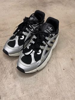 Adidas 10.5