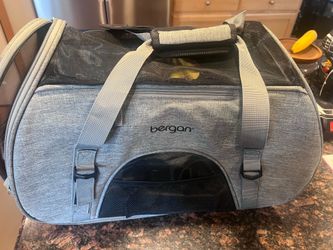Bergan soft side pet carrier
