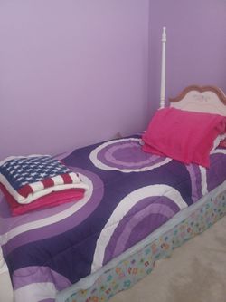 Girl's Twin Bed