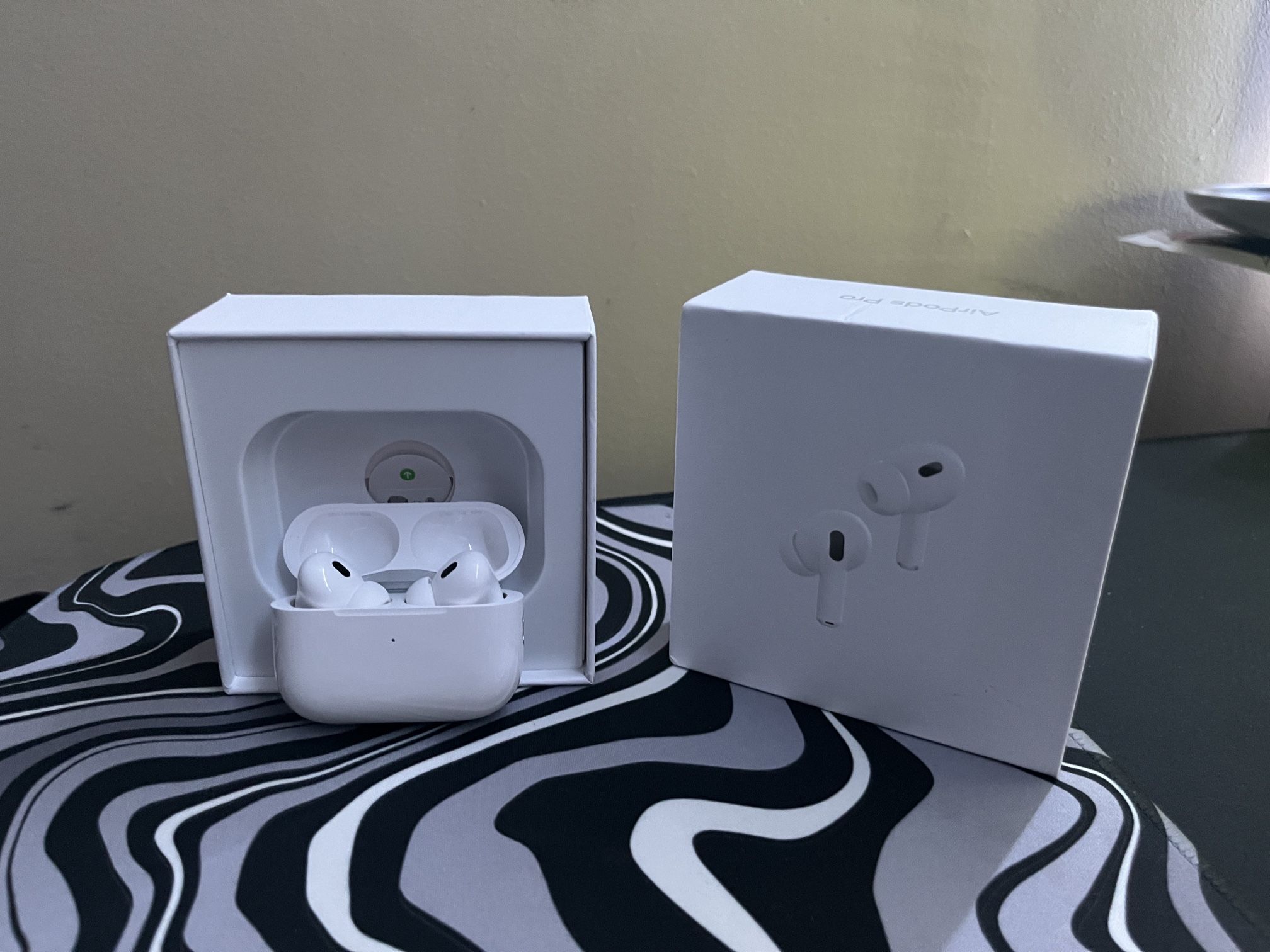 *Send Best Offer* Apple AirPods Pro Generation 2