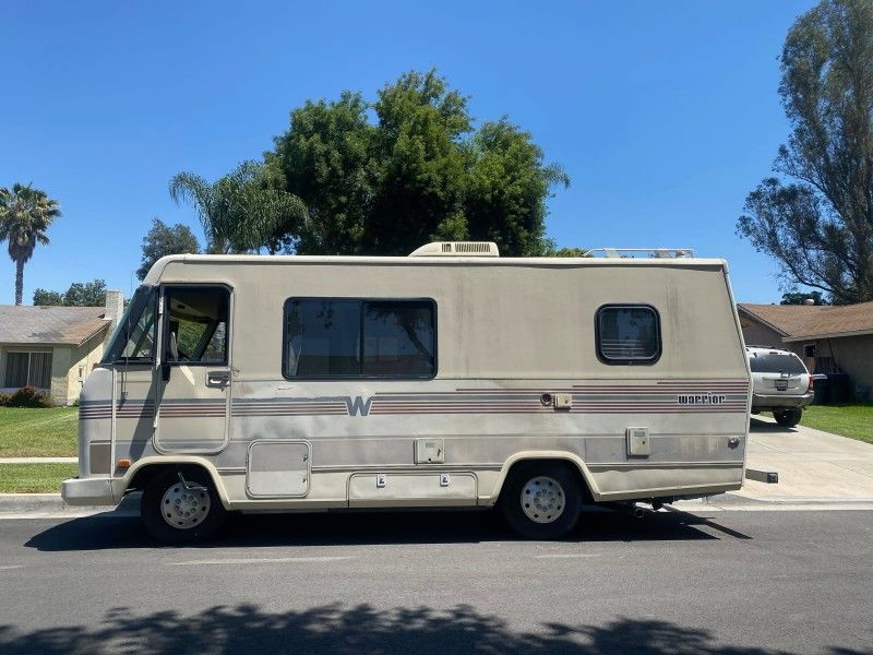1990 Winnebago Warrior