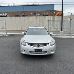 2010 NISSAN ALTIMA 