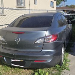 2012 Mazda 3 sedan 268k miles