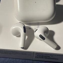 Apple AirPods 3rd Generation  w/box