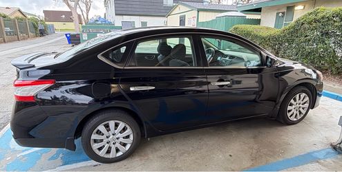 Nissan Sentra SV 2012
