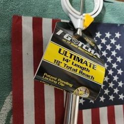 Brand new I GOTCHA GOLF BALL RETRIEVER 18 foot max reach