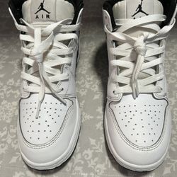 Air Jordan 1 Mid - White/Black