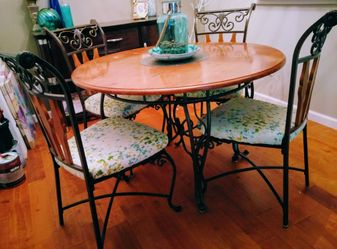 Dining Set - available 8/6/18