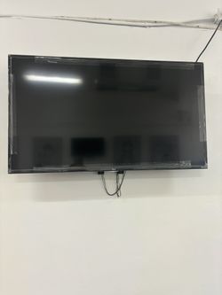 32 Inch TV
