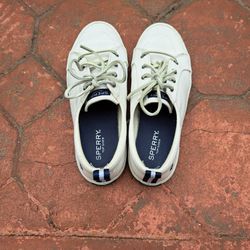 Sperry White Canvas Women 7.5W