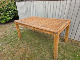 FREE Outdoor Wood Table