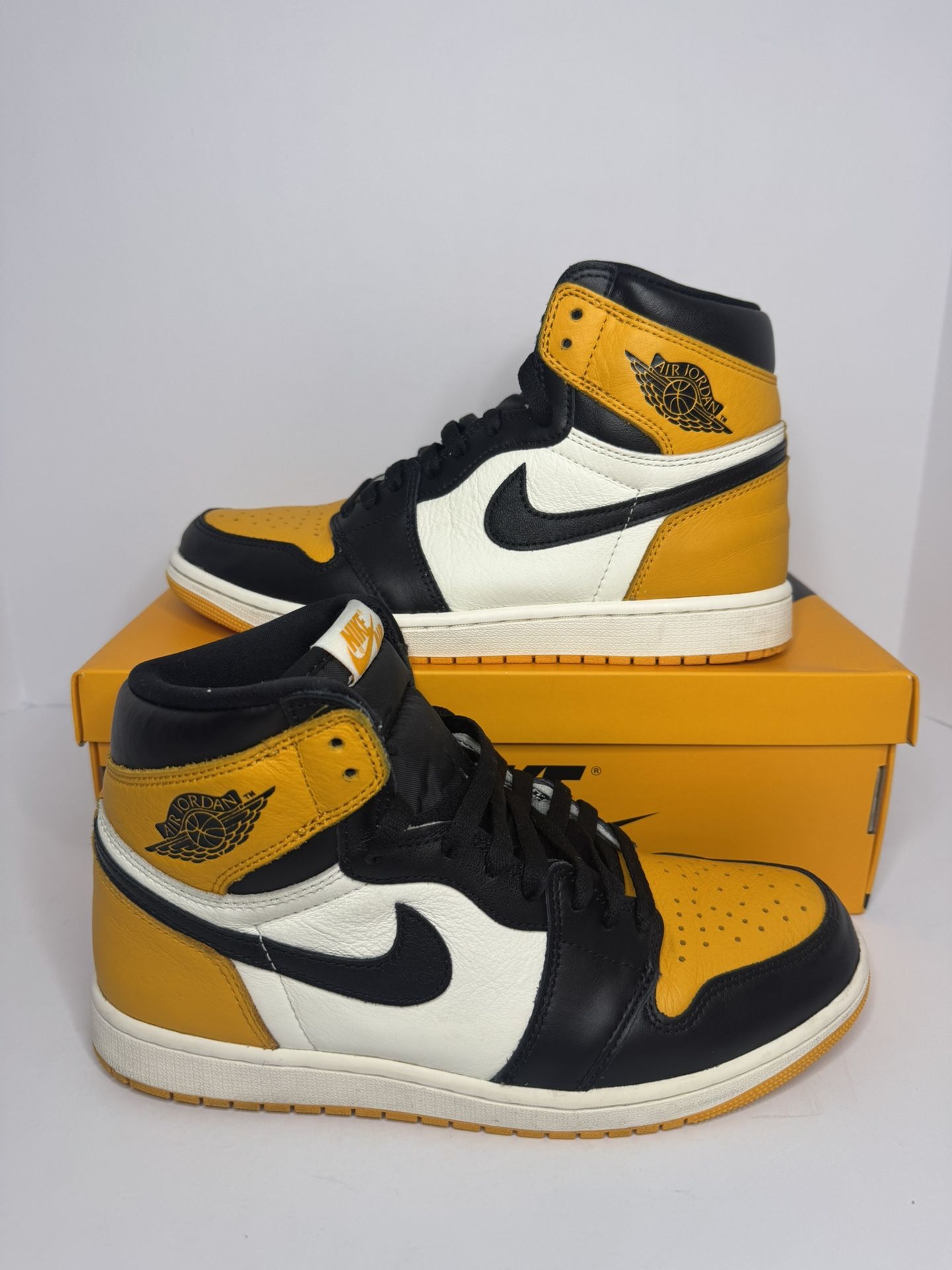 👟 Jordan 1 Retro High OG “Yellow Toe” - Size 10M 💛 w/ OG Box