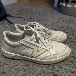 Vans LowLand Size 9.5