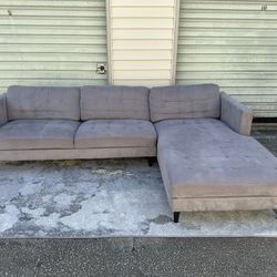Sectional Couch (Delivery Available!)