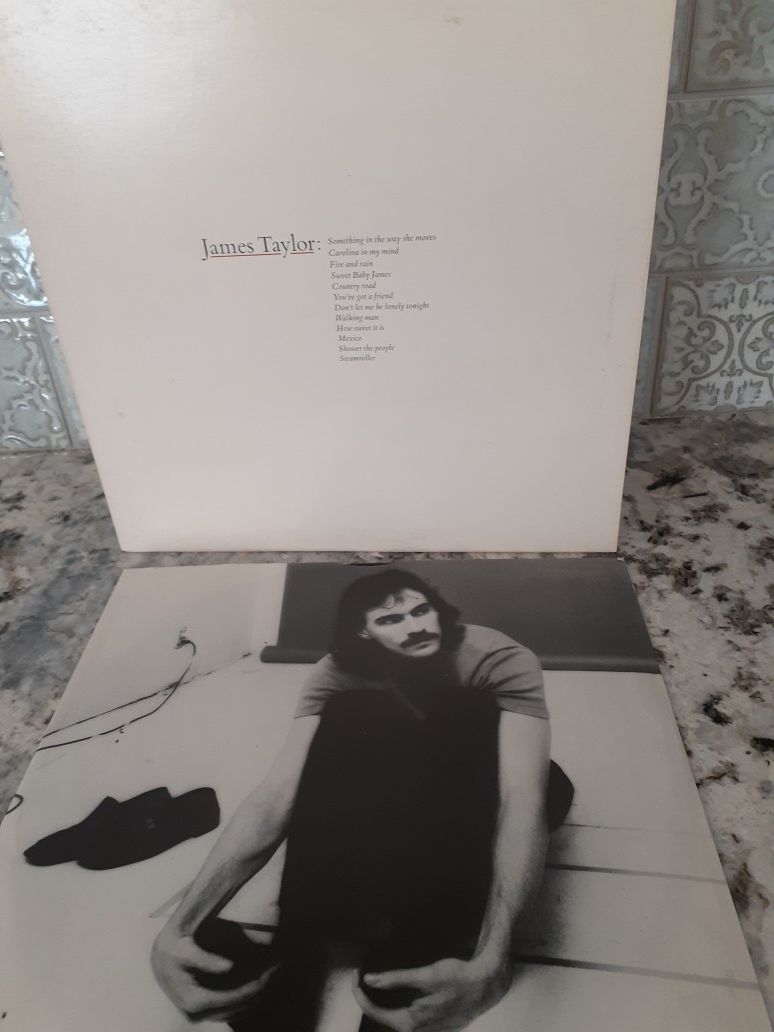 Original James Taylor excellent condition vinyl