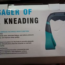 3D Acupressure Kneading Massager