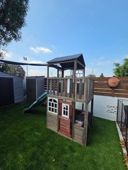 KidKraft outdoor play house