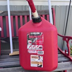 Midwest 5 Gallon Gasoline 