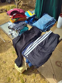 Mixed Clothing Bundle – Tops, Jeans & Pants