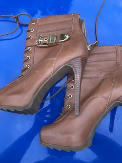 Guess boots 7 1/2