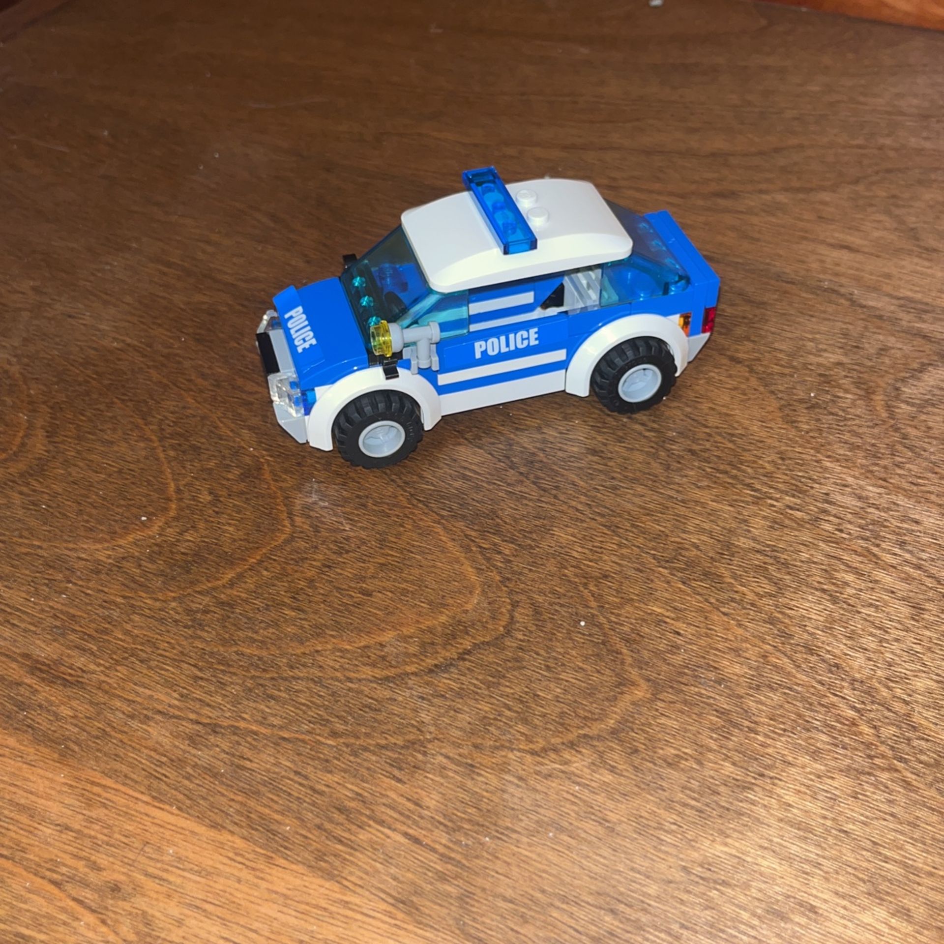 Lego patrol car 4436